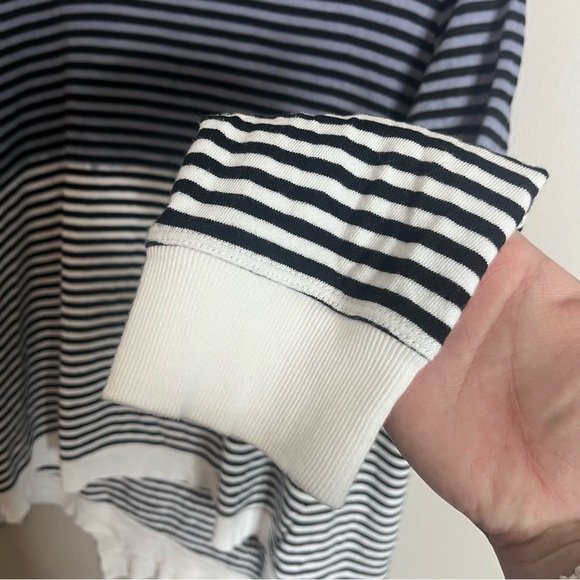 Left of Center Size XL Stripe Asymmetric Swing Ombre Sweater GSB - Picture 2 of 6